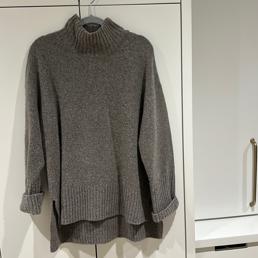 & Other Stories oversized jumper/sweater size M
